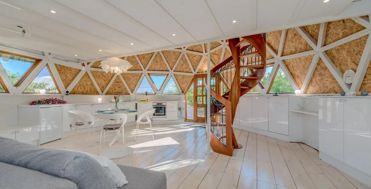 Planetarium Villa Kastel Novi 0*,  Croatia